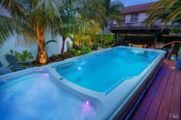 Property Photo:  12 Avocet Court  CA 94949 