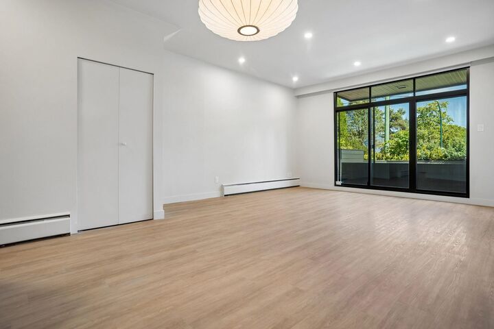 Property Photo:  1010 Cypress Street  BC V6J 3K5 