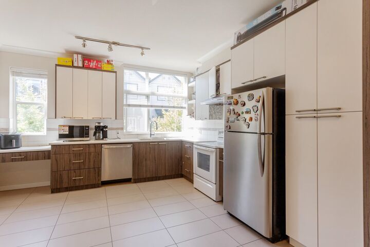 Property Photo: 7533 Gilley Avenue 107 BC V5J 0E8