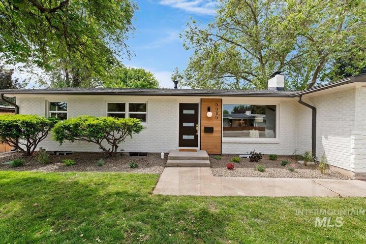 Property Photo:  6615 W Ashland Dr  ID 83709 