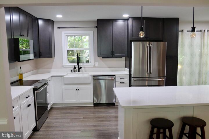 Property Photo:  11533 Pine Cone Court  VA 20191 