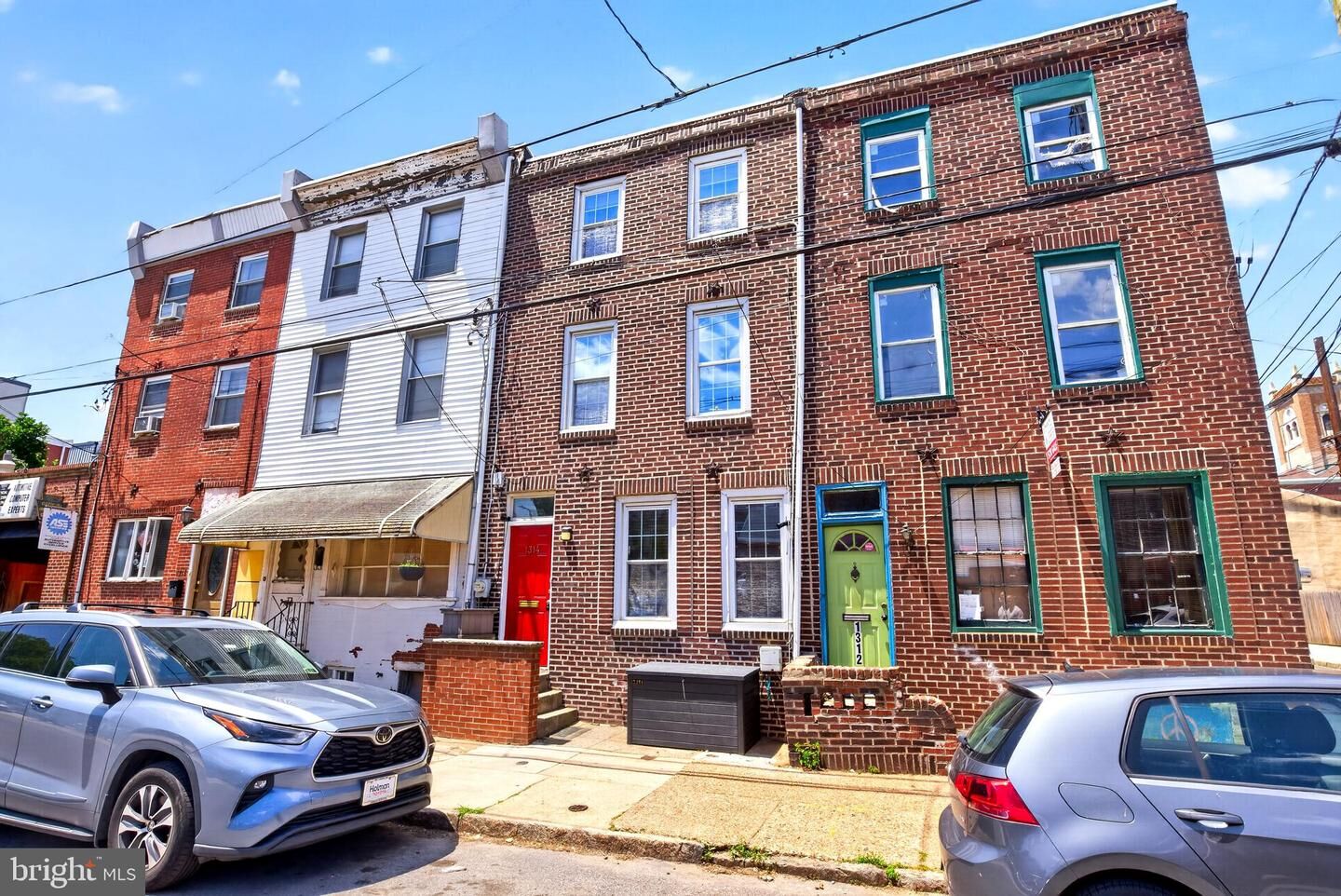 Property Photo:  1314 S 3rd Street  PA 19147 