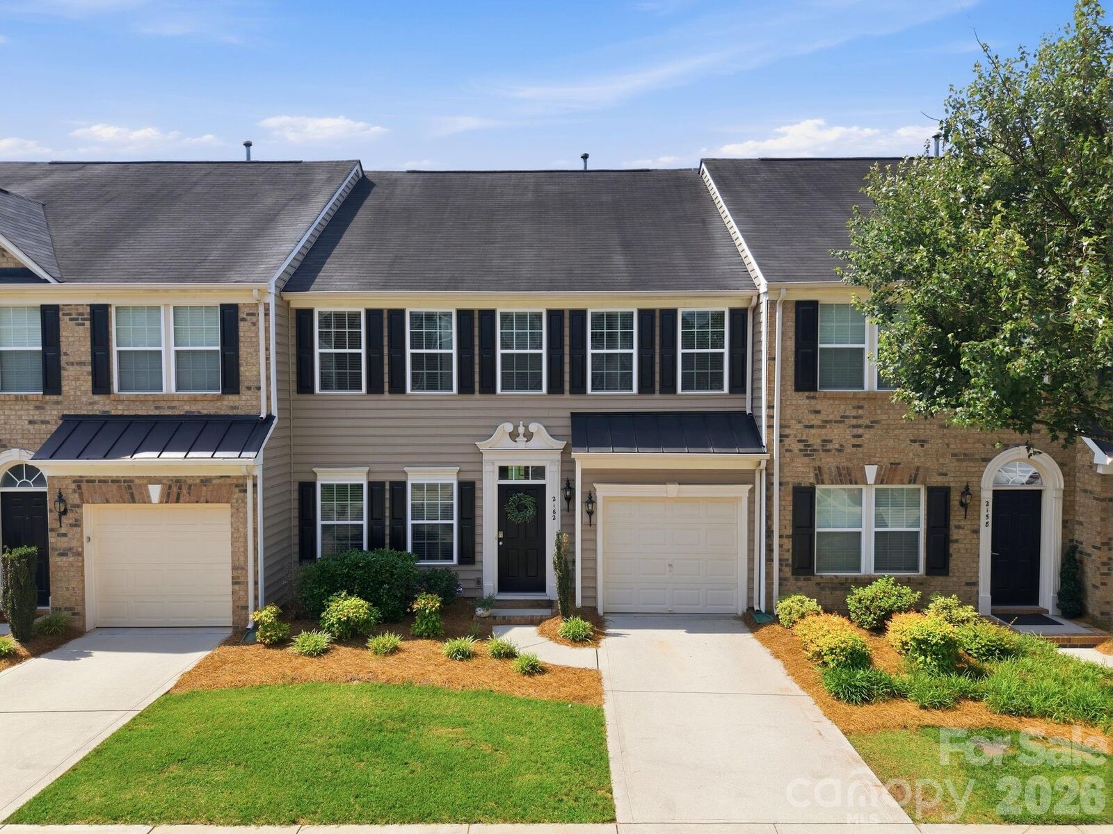 Property Photo: 2162 Belle Vernon Avenue NC 28210