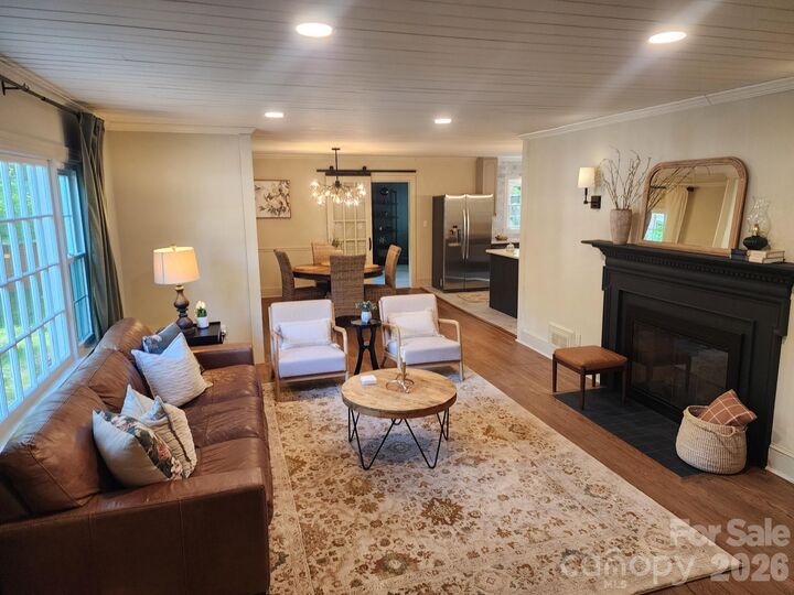 Property Photo: 616 E Oakwood Avenue NC 28001