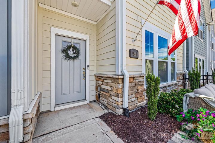 Property Photo:  2511 Duncan Avenue  NC 28205 
