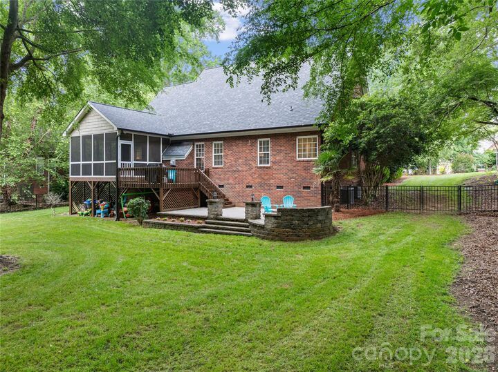 Property Photo:  2818 Telefair Lane  NC 28110 
