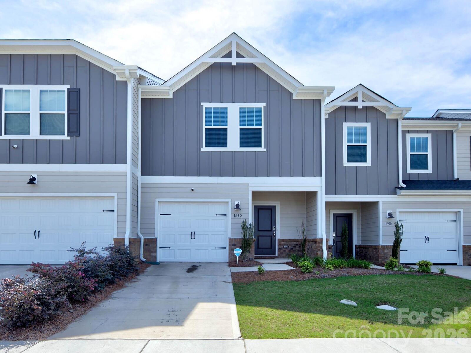 Property Photo: 1652 Village Grove Lane NC 28110