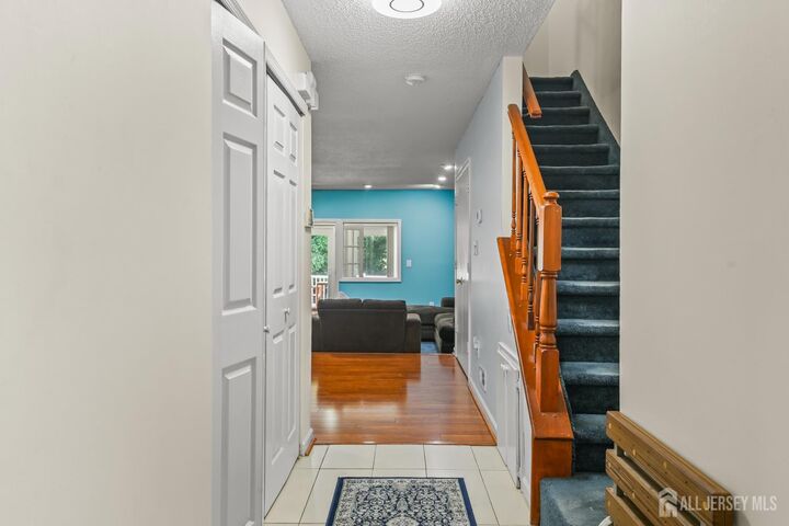 Property Photo:  67 Albury Way  NJ 08902 