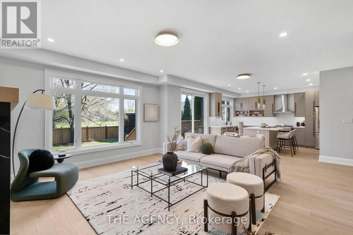 Property Photo:  41 St Andrews Boulevard  ON M9R 1W2 