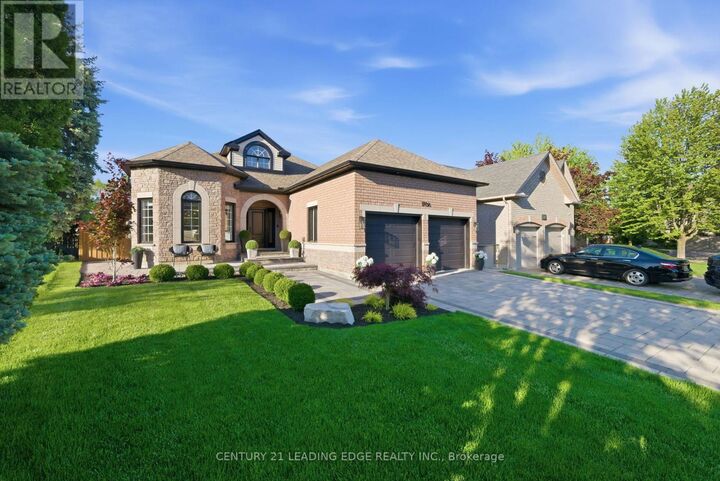 Property Photo: 1706 Maple Hill Court ON L1X 2T4