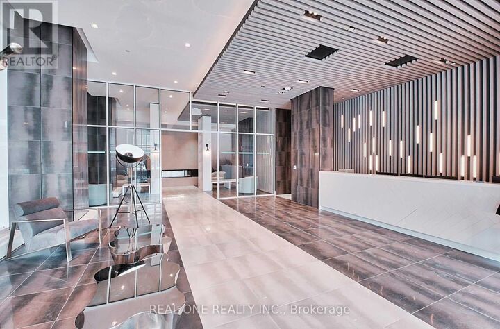 Property Photo:  2485 Taunton Road 617  ON L6H 0G3 