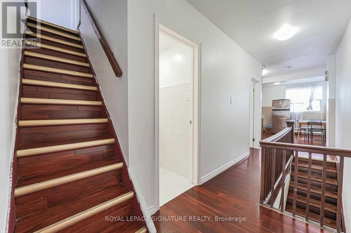 Property Photo:  80 Markham Street  ON M6J 2G5 