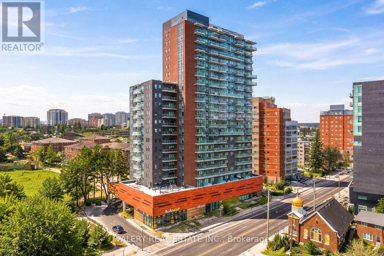 Property Photo:  155 King Street North 1703  ON N2J 0E8 