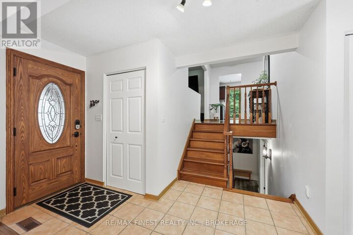 Property Photo:  1465 Middle Road  ON K7L 5H6 