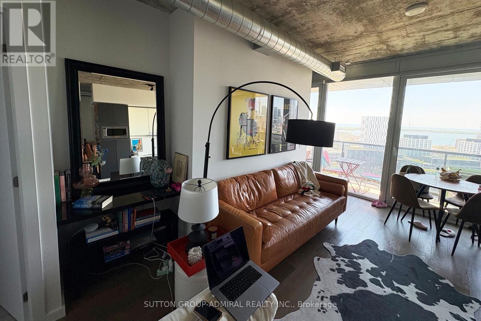 Property Photo:  170 Bayview Avenue 2301  ON M5A 0M4 