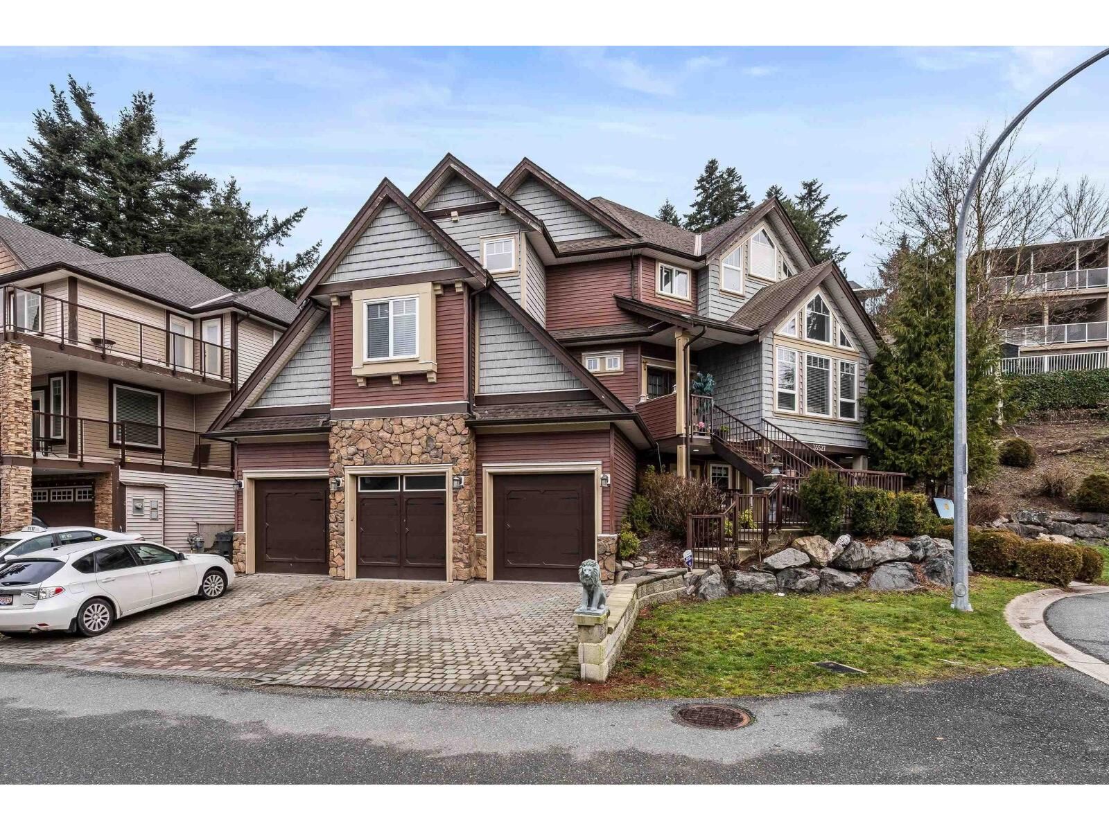 Property Photo: 35527 Zanatta Place BC V3G 0B4