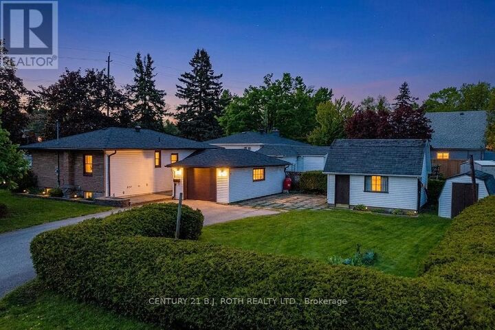 Property Photo:  53 Fittons Road West  ON L3V 3V1 