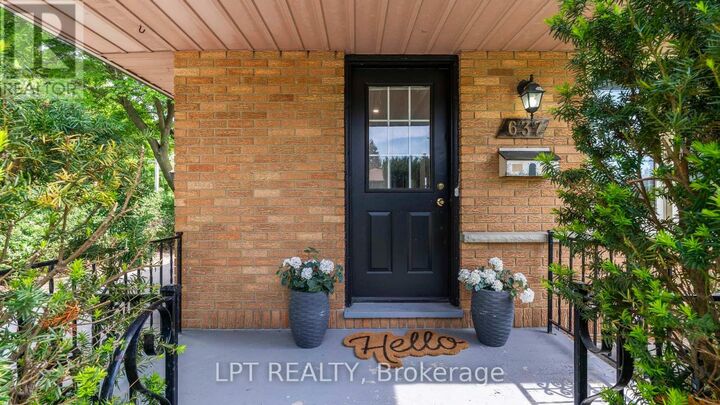 Property Photo:  637 Ross Street  ON N5Y 3V8 