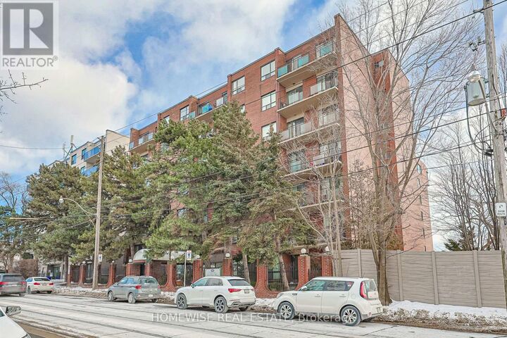 Property Photo:  485 Kingston Road 703  ON M4L 1V6 