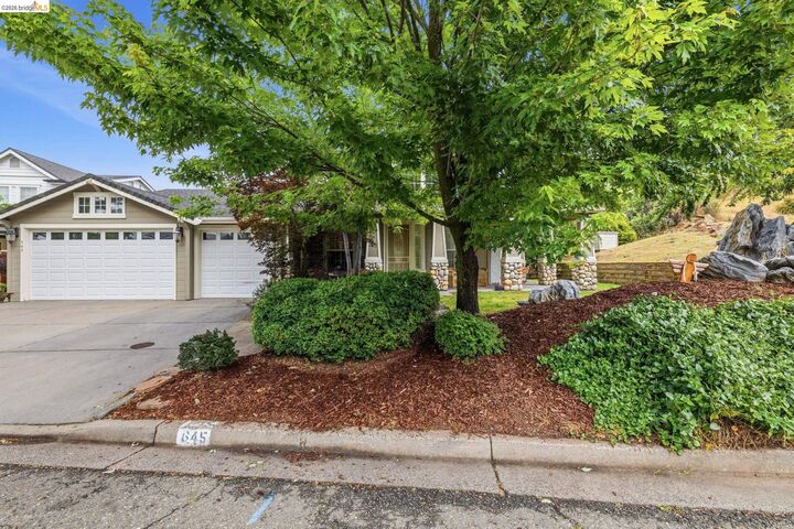 Property Photo: 645 Twilight Ct. CA 95370