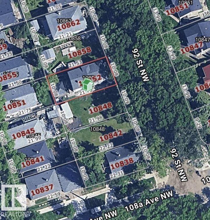 Property Photo: 10852 92 Street NW AB T5H 1V8