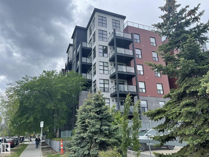 Property Photo: 10518 113 Street NW 504 AB T5H 0C6