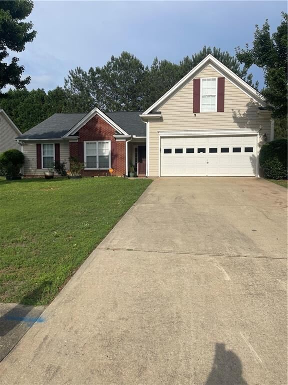 Property Photo: 1295 Silverstone Trail GA 30238