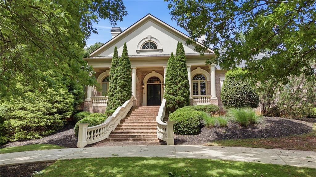 Property Photo:  2104 Wynnton Point  GA 30097 