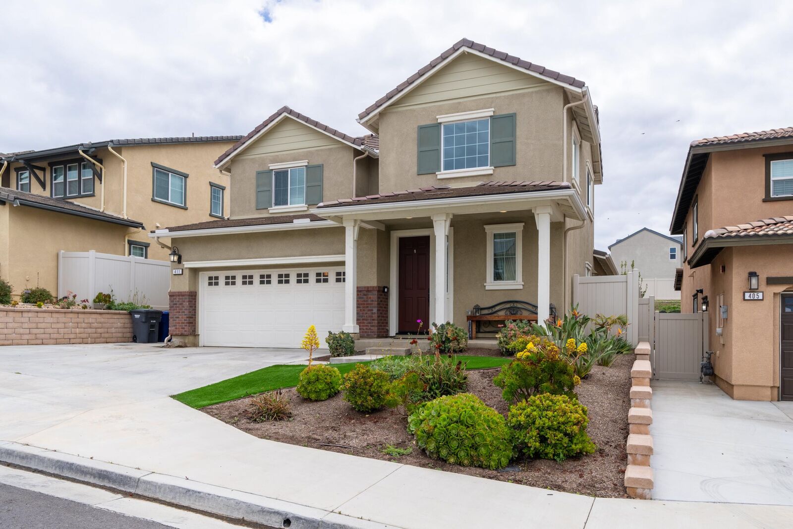 Property Photo:  411 Calabrese Street  CA 92028 