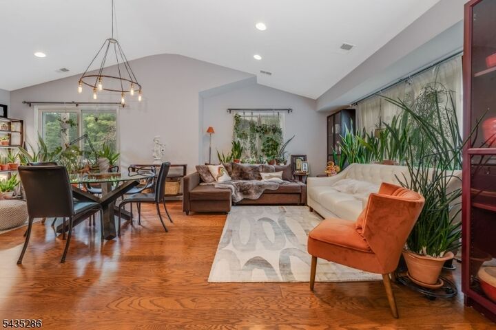 Property Photo:  20 Westchester Ter  NJ 08801 