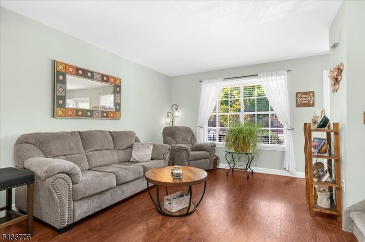 Property Photo:  1404 Cobblestone Ct  NJ 08822 