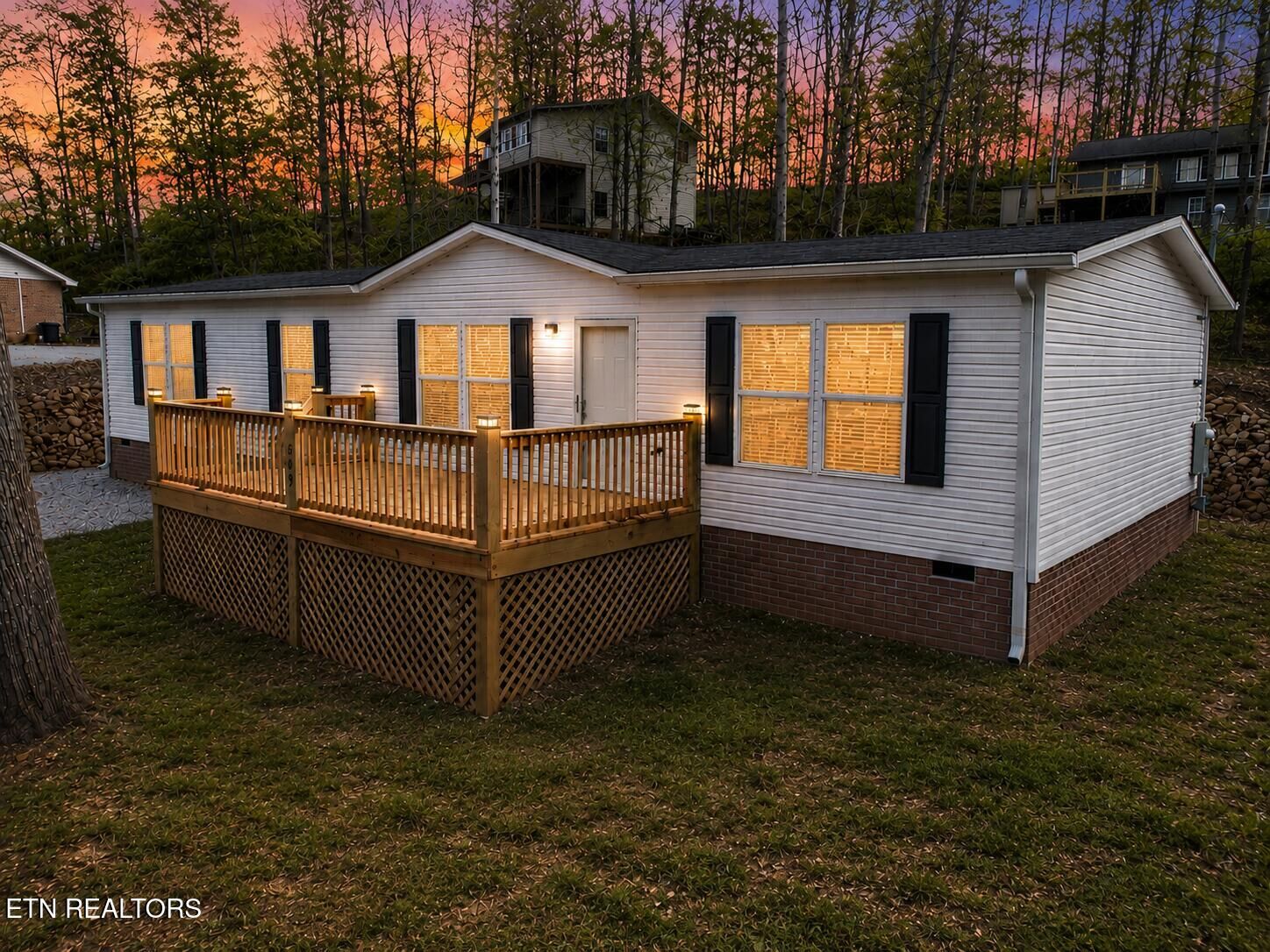 Property Photo: 509 Lakewood Rd TN 37763