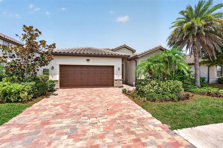 Property Photo:  20722 Romagna Place  FL 34293 