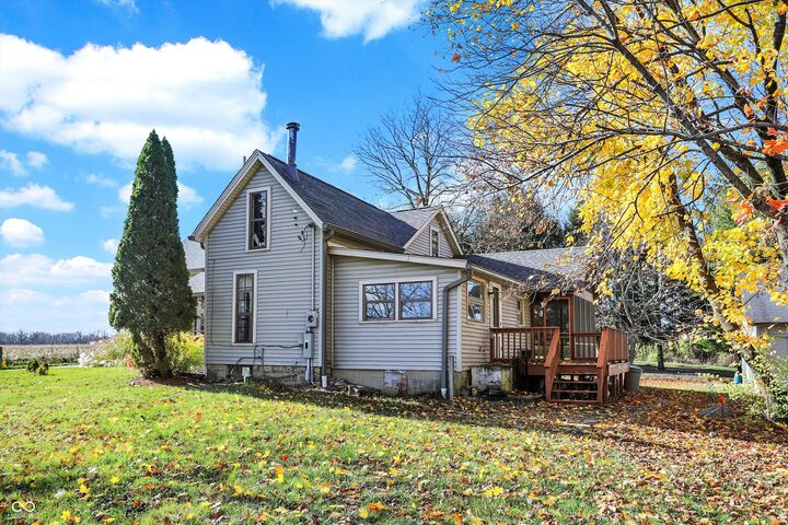 Property Photo: 9702 E 375 S IN 46077