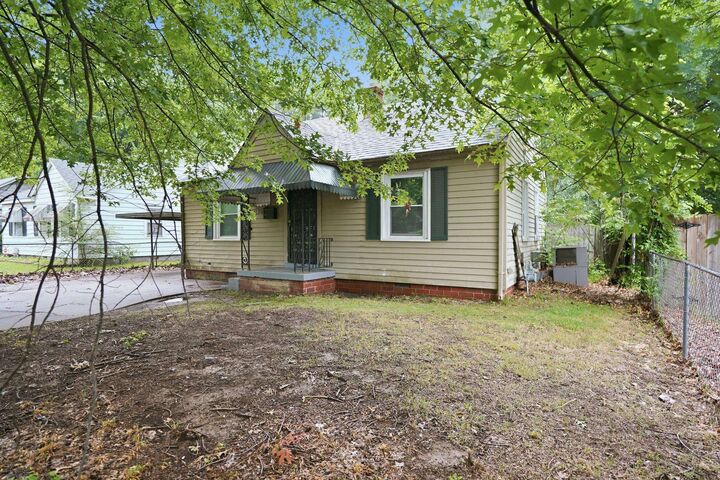 Property Photo:  1136 Goodman St  TN 38111 