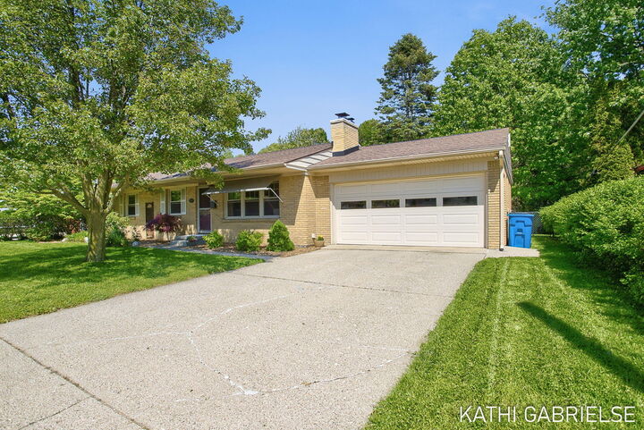 Property Photo: 1830 Pine Court MI 49417