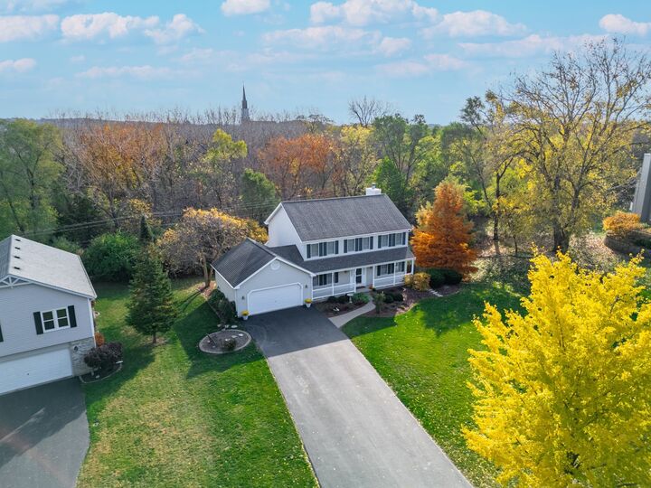 Property Photo:  841 Hemlock Drive  IL 60118 