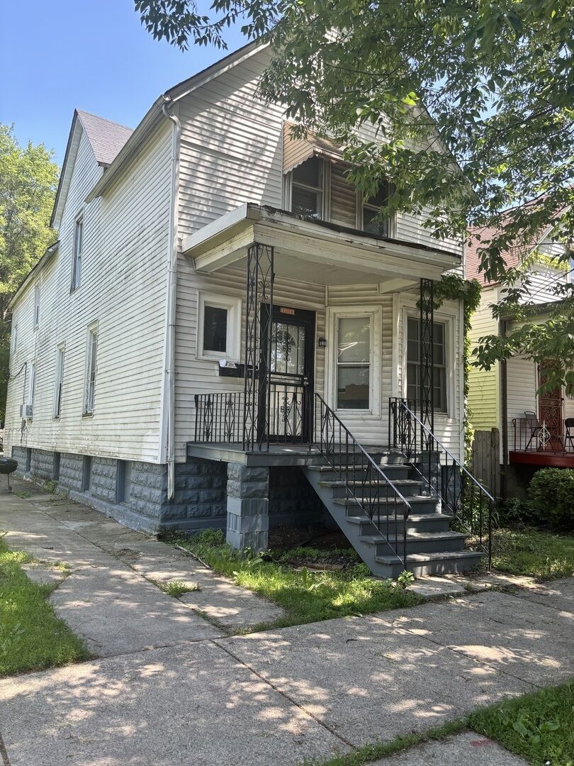 Property Photo:  11317 S Edbrooke Avenue  IL 60628 