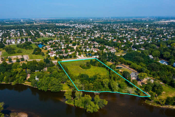 Property Photo:  5.43 B-3 Commercial Acres State Route 31  IL 60543 