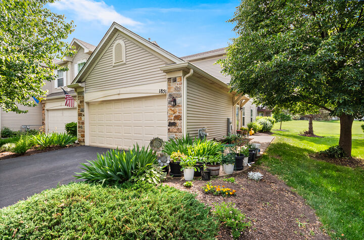 Property Photo: 1851 Wisteria Drive IL 60503