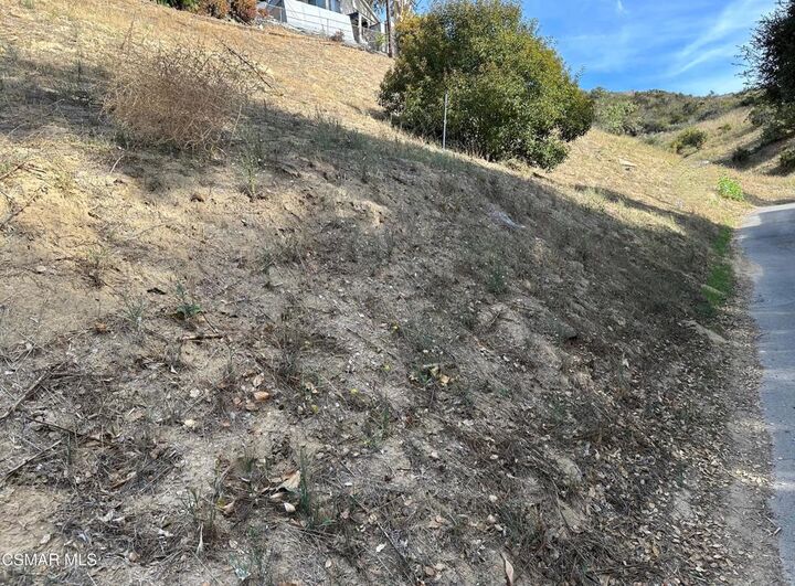 Property Photo:  20911 Calimali Road  CA 91364 