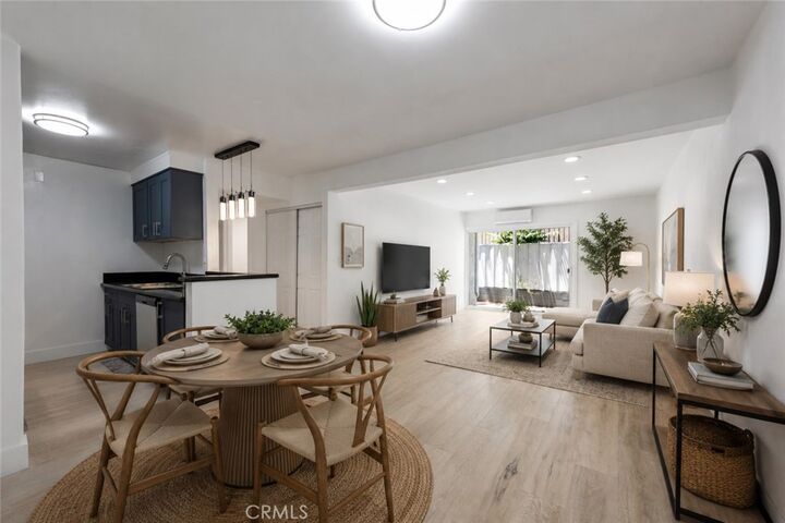 Property Photo: 18620 Hatteras Street 169 CA 91356