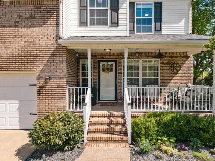 Property Photo: 302 Cheairs Ct TN 37174