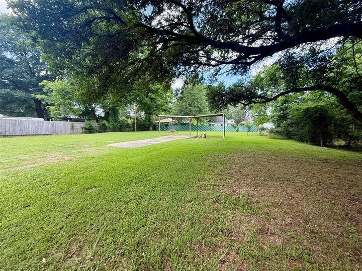 Property Photo:  206 Mooring Street  LA 71060 