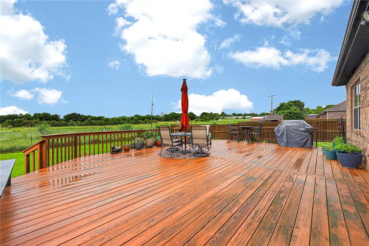 Property Photo:  307 Pebble Beach Drive  AR 72718 
