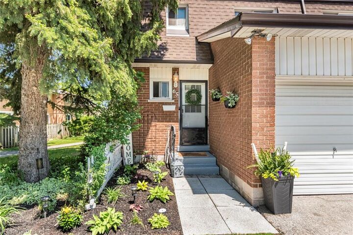 Property Photo: 1440 Garth Street 65 ON L9B 1R6