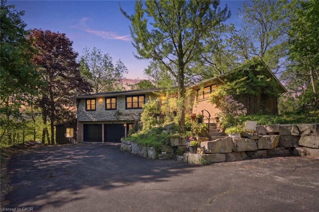 Property Photo:  1987 Snake Road  ON L7P 4Y1 