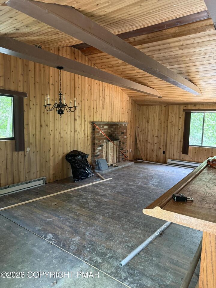 Property Photo:  188 Lake Drive  PA 18328 