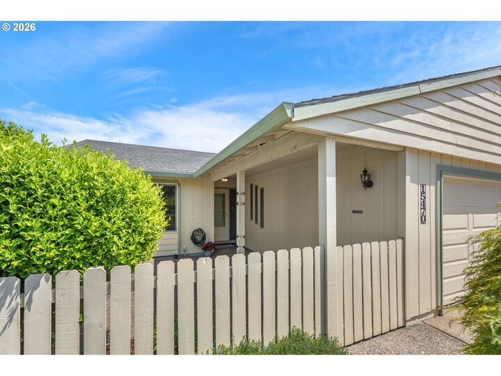 Property Photo:  15470 SW Oaktree Ln  OR 97224 