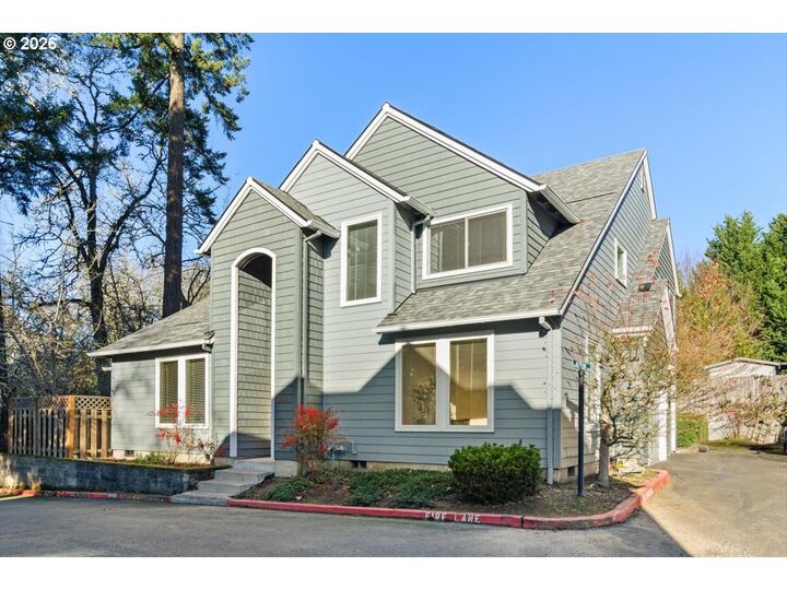 Property Photo: 7415 SW Neptune Ter OR 97007